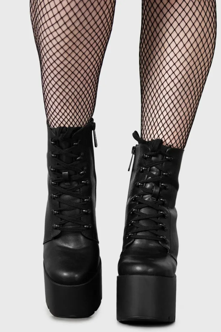 Crescent Boots